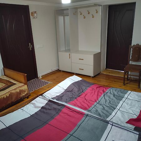 Ni- Ke Hotel Ckaltubo Szoba fotó